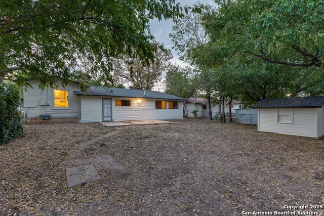 126 Addax San Antonio, TX 78213