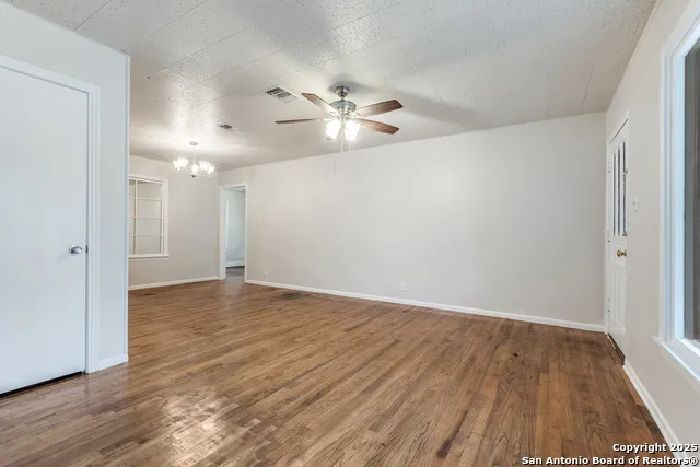 126 Addax San Antonio, TX 78213