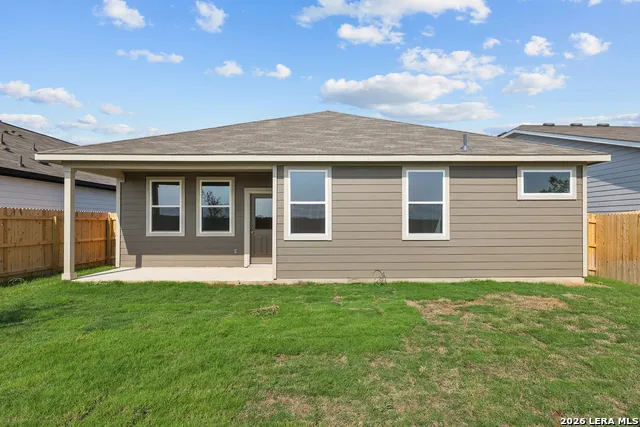 2529 Heritance Pass Seguin, TX 78155