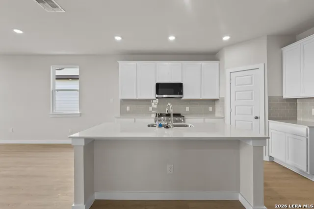 2529 Heritance Pass Seguin, TX 78155
