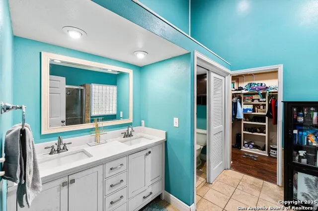 132 E Tall Timber Rd Kerrville, TX 78028