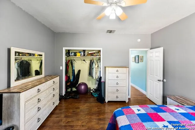 132 E Tall Timber Rd Kerrville, TX 78028