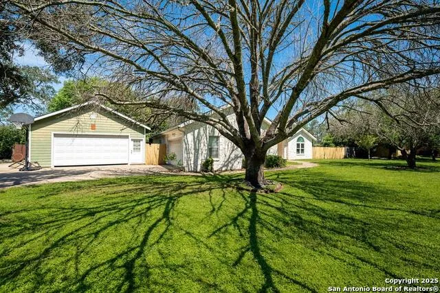 132 E Tall Timber Rd Kerrville, TX 78028
