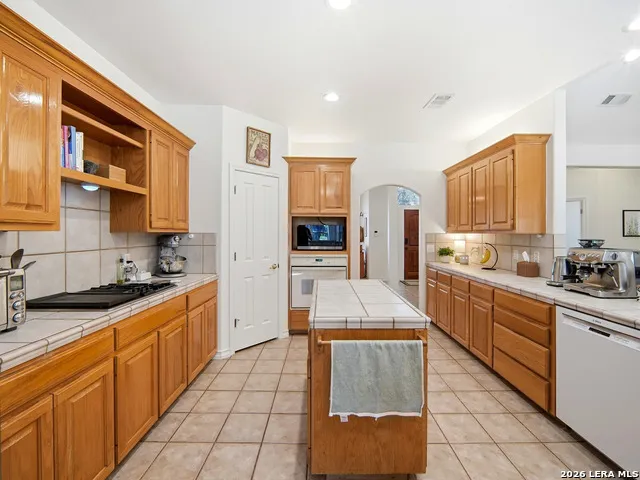 121 Delaney Rae New Braunfels, TX 78132
