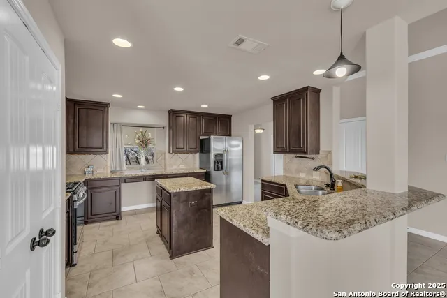 1802 CATTAIL Canyon Lake, TX 78133