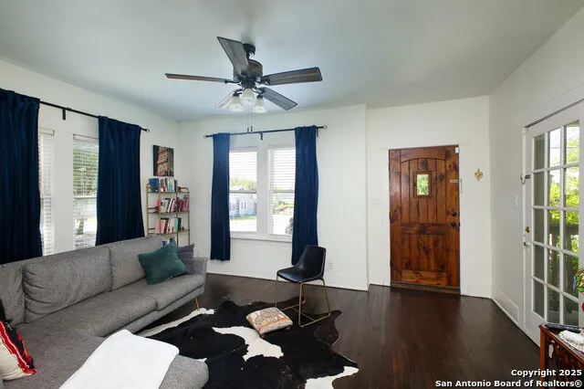 636 W Hollywood Ave. San Antonio, TX 78212