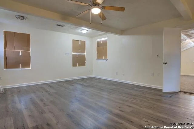 1176 Old Adams Pleasanton, TX 78064