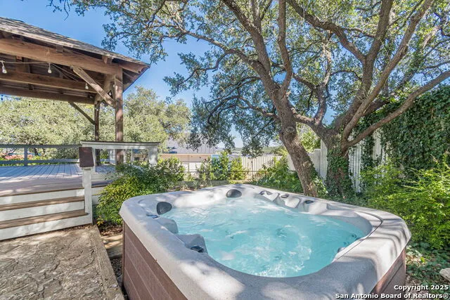 1950 Triple Peak Canyon Lake, TX 78133