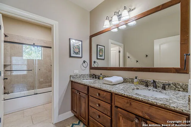 1950 Triple Peak Canyon Lake, TX 78133