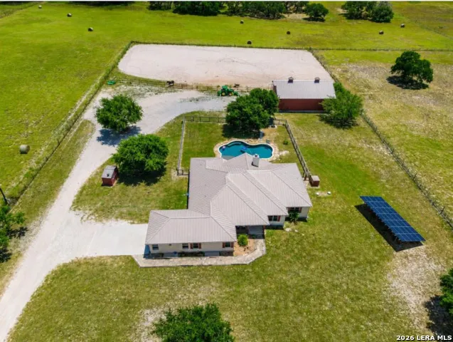 119 SCENIC HILLS La Vernia, TX 78121