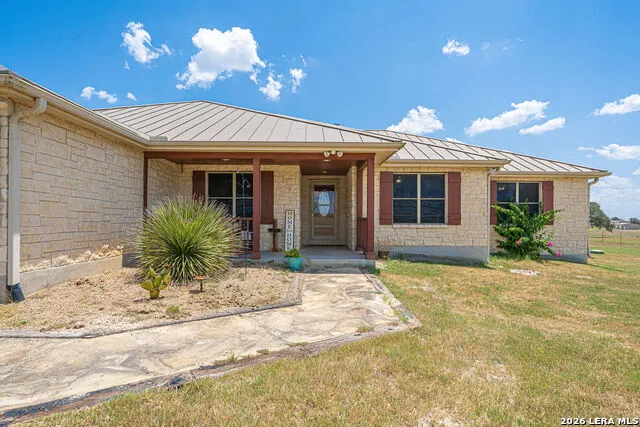 119 SCENIC HILLS La Vernia, TX 78121