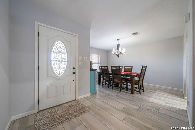 119 SCENIC HILLS La Vernia, TX 78121