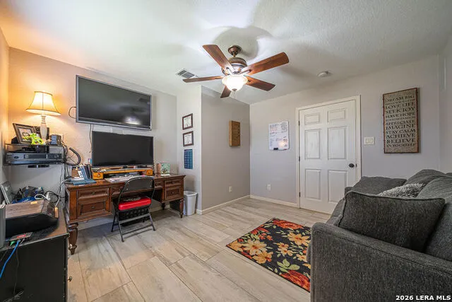 119 SCENIC HILLS La Vernia, TX 78121