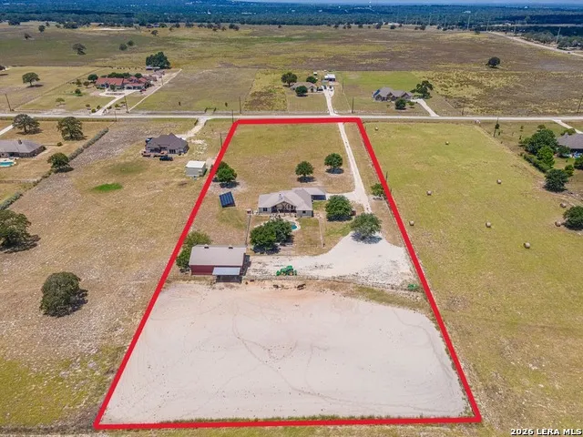 119 SCENIC HILLS La Vernia, TX 78121