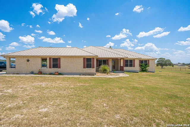119 SCENIC HILLS La Vernia, TX 78121
