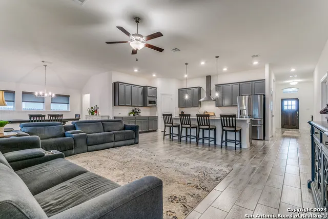 355 BORCHERS BLVD New Braunfels, TX 78132