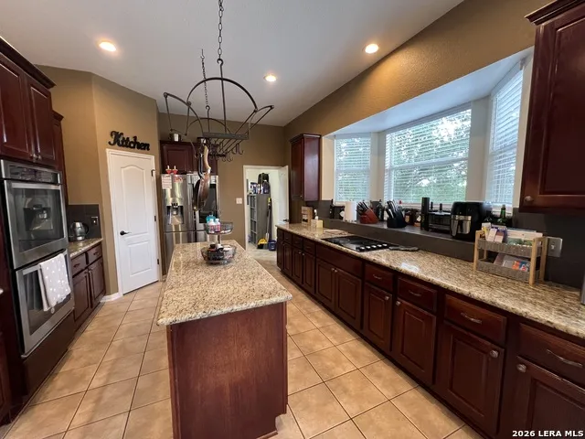1346 desert link San Antonio, TX 78254