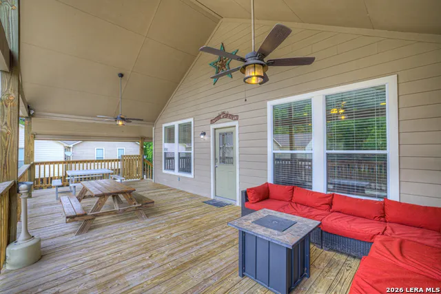 186 River Villas Ct New Braunfels, TX 78132