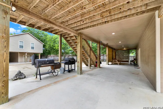 186 River Villas Ct New Braunfels, TX 78132