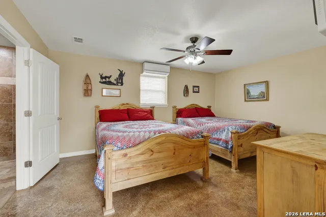 186 River Villas Ct New Braunfels, TX 78132