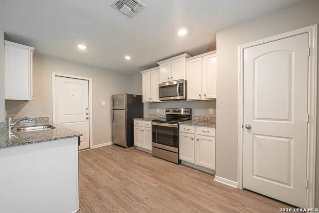 3119 BEGONIA BND San Antonio, TX 78222