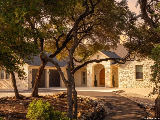 372 Shady Hollow New Braunfels, TX 78132