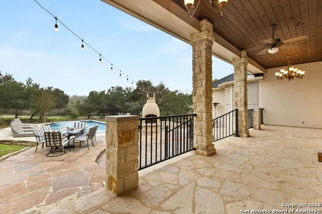 372 Shady Hollow New Braunfels, TX 78132