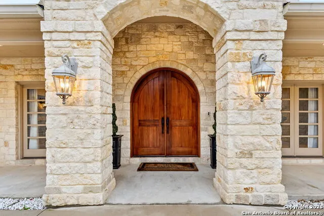 372 Shady Hollow New Braunfels, TX 78132
