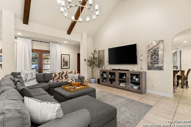 372 Shady Hollow New Braunfels, TX 78132