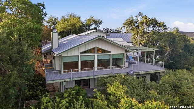 329 VIP DR Canyon Lake, TX 78133