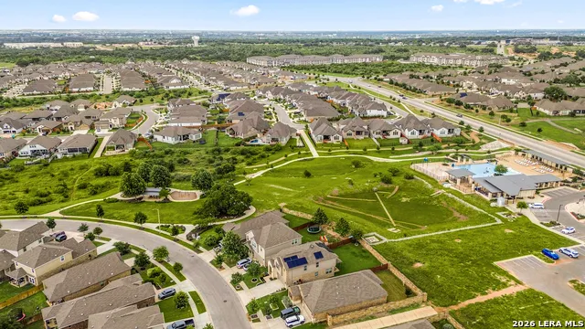 2055 COWAN DR New Braunfels, TX 78132