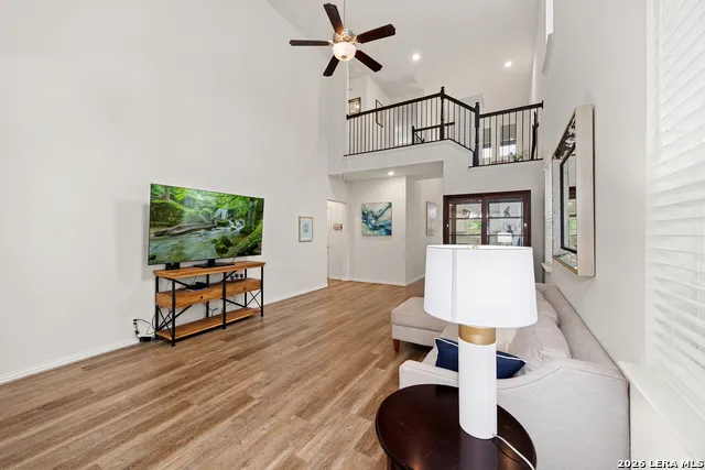 2055 COWAN DR New Braunfels, TX 78132