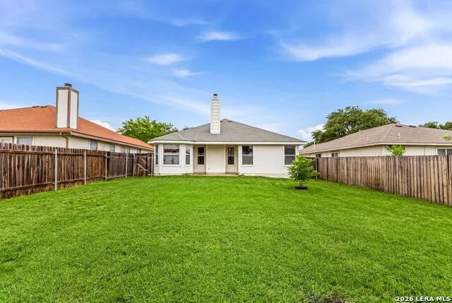 8426 PIGEONBERRY DR Converse, TX 78109