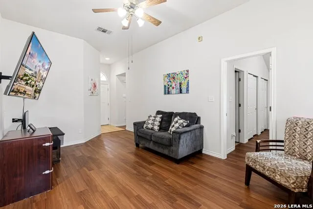 8426 PIGEONBERRY DR Converse, TX 78109