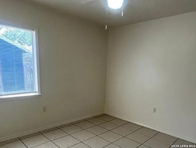 8806 WILD MDWS Converse, TX 78109