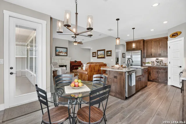 876 Primrose Path Canyon Lake, TX 78133