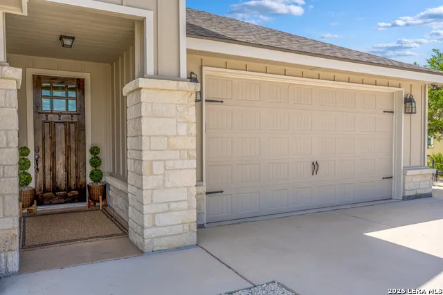 876 Primrose Path Canyon Lake, TX 78133