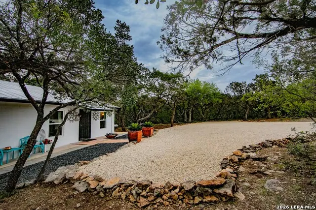 582 Blue Bill Cove Dr. Lakehills, TX 78063