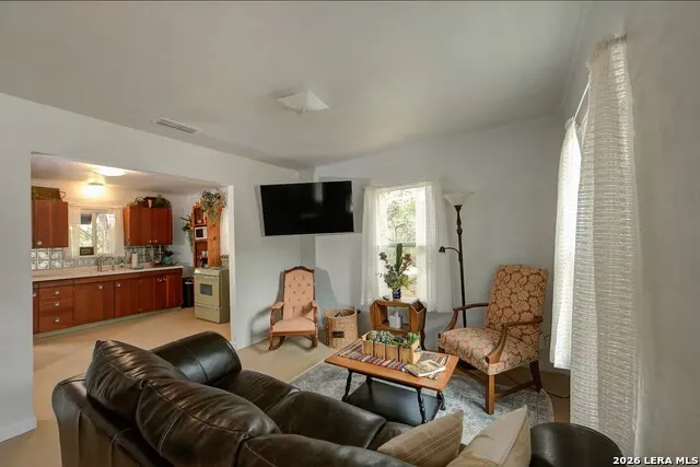 582 Blue Bill Cove Dr. Lakehills, TX 78063