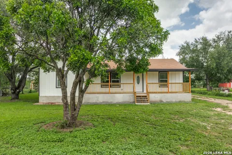3065 VALLEY RD