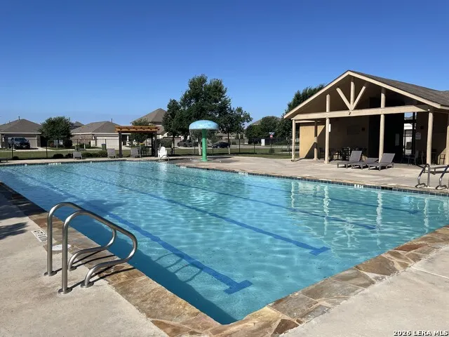 8120 Dublin Frst San Antonio, TX 78253