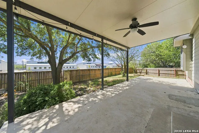 9002 LILAC HL Universal City, TX 78148