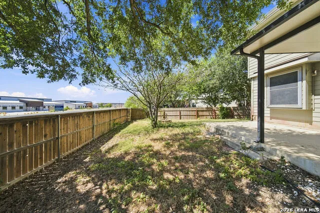 9002 LILAC HL Universal City, TX 78148