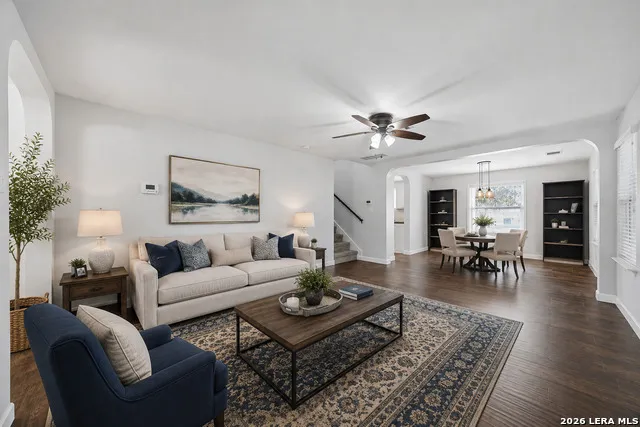 9002 LILAC HL Universal City, TX 78148