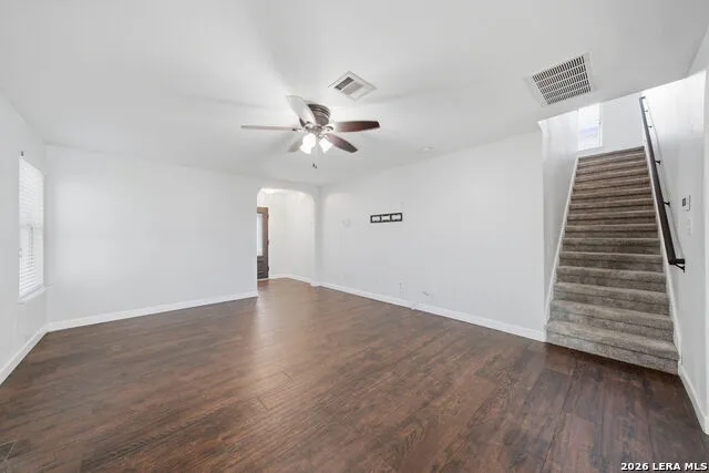9002 LILAC HL Universal City, TX 78148