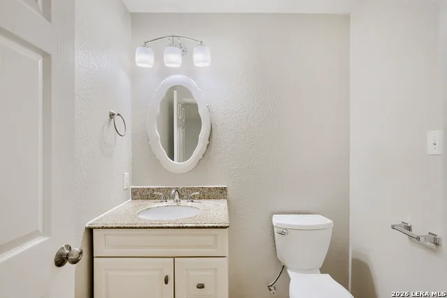 3424 Whisper Blf Schertz, TX 78108