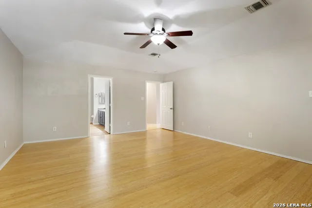 3424 Whisper Blf Schertz, TX 78108