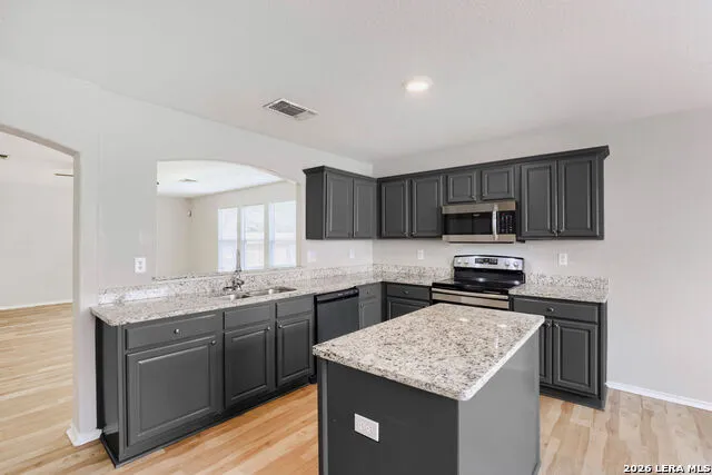 3424 Whisper Blf Schertz, TX 78108