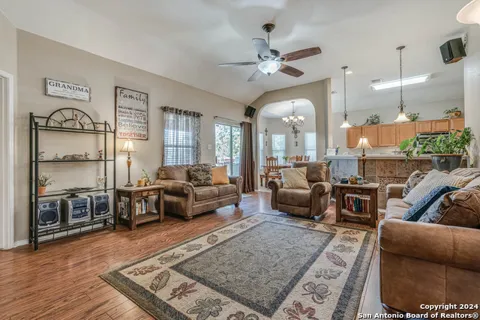 1642 SUNBLOSSOM CIR