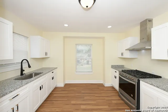 1326 W Lynwood San Antonio, TX 78201